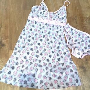 Adorable heart pattern lingerie with bikini brief